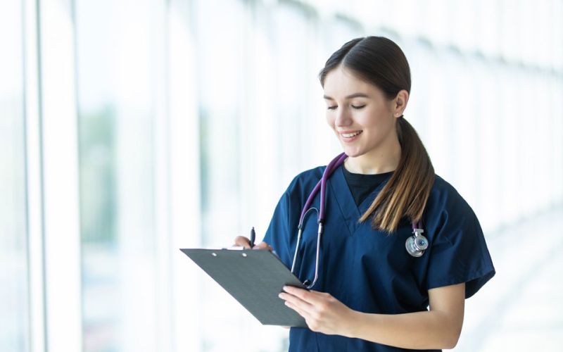Tryout Online Kebidanan Klinis: Uji Keterampilan dan Asuhan Komprehensif